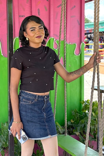 Melvin Daniel Cortez 'La Bestie' posando durante una entrevista con EFE en Orange Walk (Belice). EFE/ Jomarie Lanza