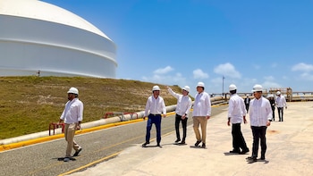 Organizaciones empresariales y representantes estatales examinan cifras récord, refuerzan vínculos históricos y abren paso a alternativas tecnológicas en generación eléctrica (Foto cortesía Christopher Landau)