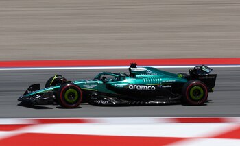 Aston Martin solamente suma 16 puntos y se ubica novena en el Campeonato de Constructores (REUTERS/Albert Gea)