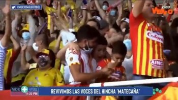 Pequeño hincha del Pereira que