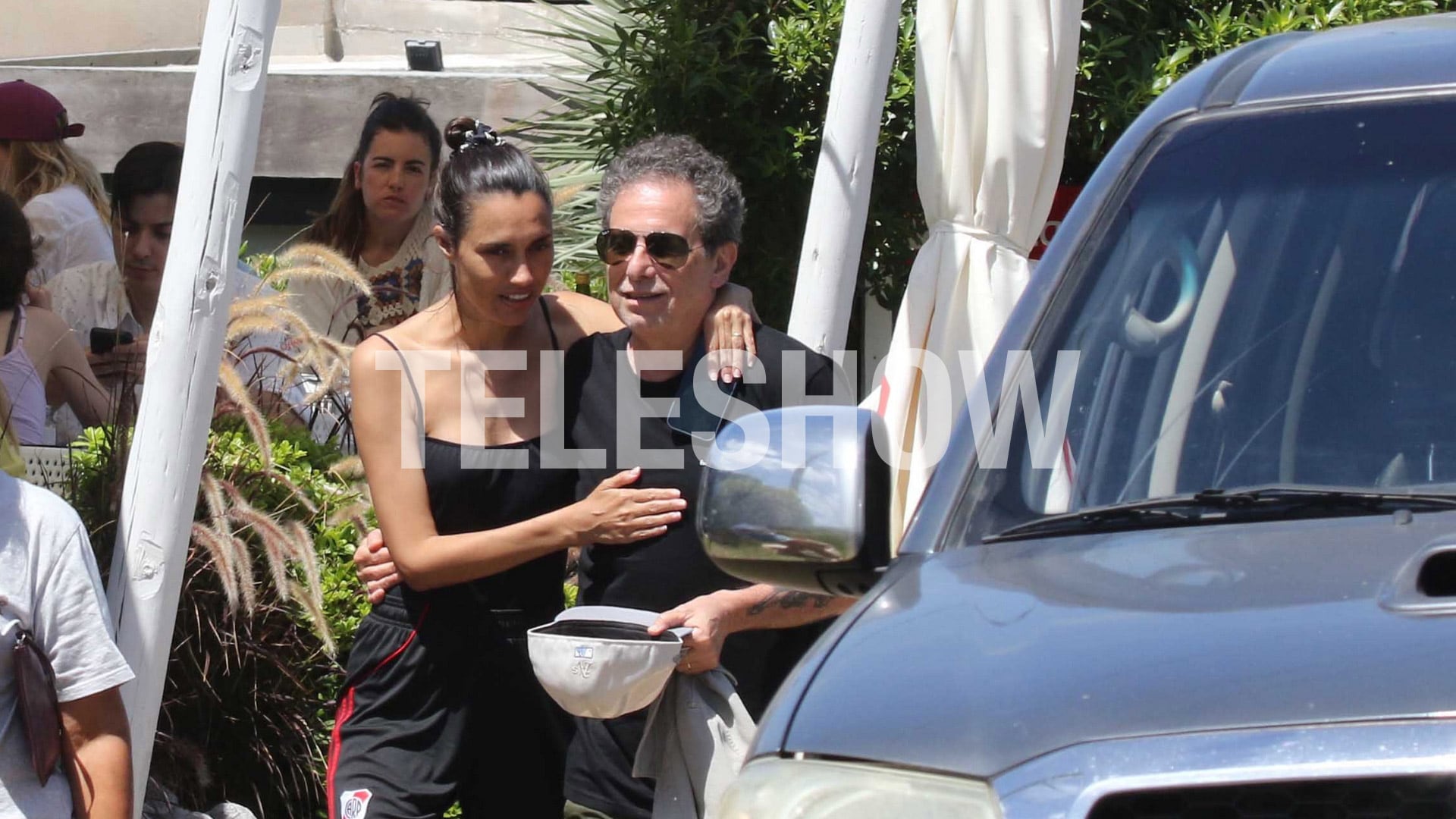 Andrés Calamaro junto a Natalí Franco en medio de una jornada de relax
