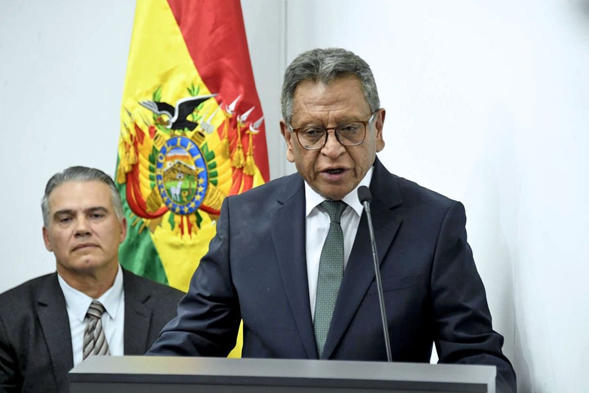 El ministro de Gobierno de Bolivia, Marco Antonio Oviedo, quien señaló que Evo Morales permanece en el Trópico de Cochabamba, contradiciéndole a un diputado opositor que afirma que el exmandatario ya no está en el país. (archivo)