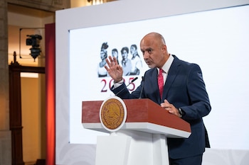 El Secretario de Infraestructura, Comunicaciones y Transportes anunció que el Tren Insurgente comenzará operaciones a principios de 2026. (Presidencia)