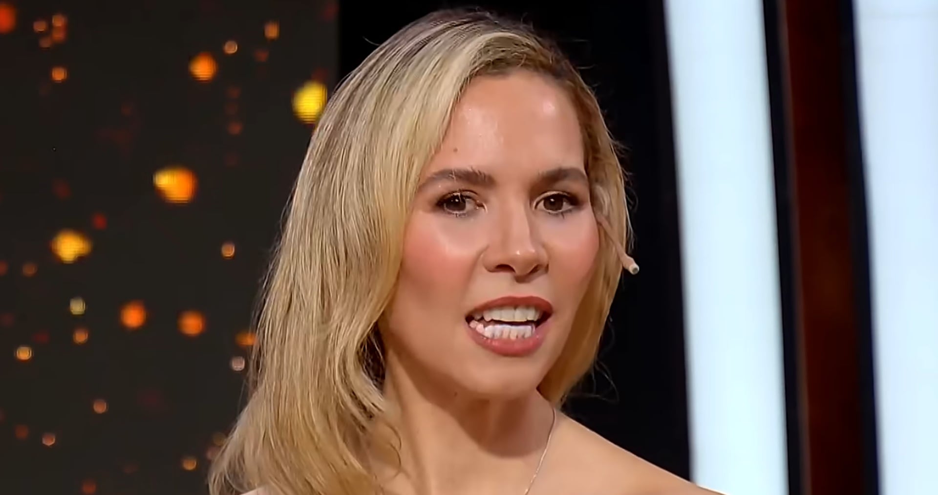 Elina Costantini aseguró que recibe mensajes de Jesús, la Virgen, el Diablo y los extraterrestres: cómo se le aparecen y qué le habrían dicho