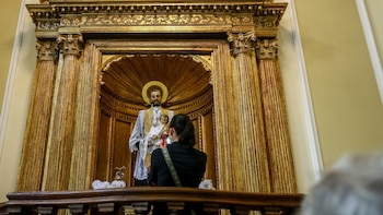 “No queremos conformarnos con las migajas”: la lucha de las mujeres por la igualdad en la Iglesia católica, una institución “anclada en el pasado”