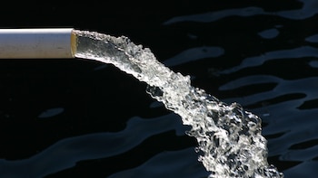 AGUA CLOACA