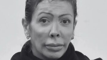Mataron a golpes a una mujer trans en su departamento de Rosario y buscan al agresor
