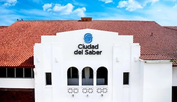 Gobierno emitió concepto favorable que prorroga la vigencia del contrato celebrado entre el Estado y la Fundación Ciudad del Saber para su establecimiento y desarrollo.
