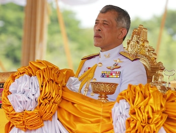 Maha Vajiralongkorn respaldó la disolución