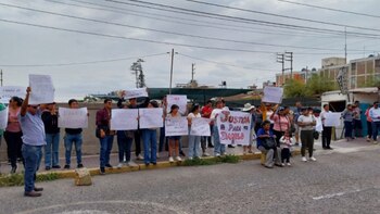 Familiares de Enzo Quispe se