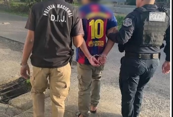 Las autoridades presumen que los detenidos podrían estar involucrados en otras actividades delictivas. (Policía Nacional)