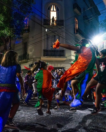 La expresidente se asomó al