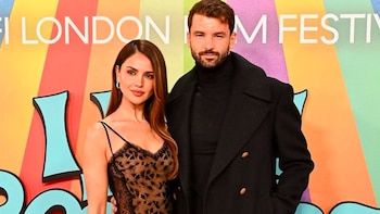 Eiza González y Grigor Dimitrov reaparecen juntos en el Festival de Cine de Londres y sorprenden con beso en la alfombra roja