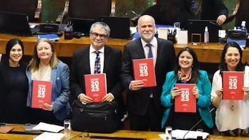 El Senado de Chile debate