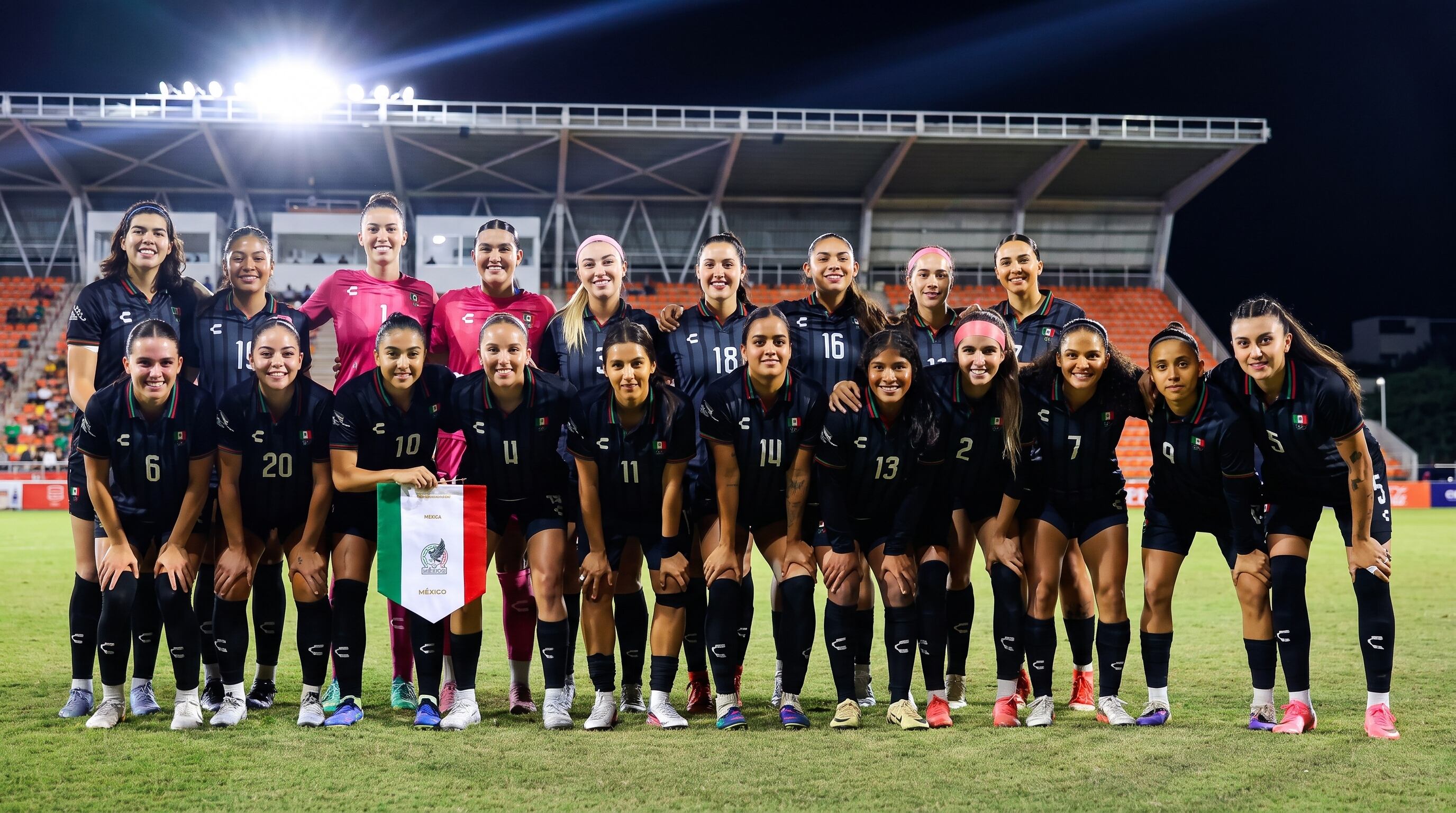 La selección femenina de fútbol de México listo para jugar por la medalla de oro. (Imagen Ilustrativa Infobae)