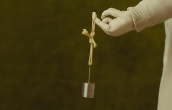 Robot humanoide sorprende por sus habilidades en la mano.