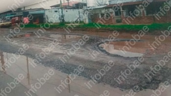 Se quebró una pierna al caer en un pozo tapado por agua cuando era menor diez años después la Justicia condenó al municipio