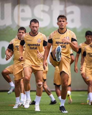 Universitario se sigue preparando para