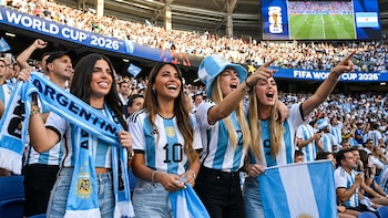 La “otra Selección de Scaloni”: quiénes son las parejas de los campeones que alentarán a la Argentina en el Mundial 2026