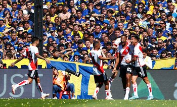 Los goleadores del último campeón del fútbol argentino fueron el venezolano Salomón Rondón y el defensor Enzo Díaz, ya en tiempo de descuento. Foto: REUTERS/Cristina Sille