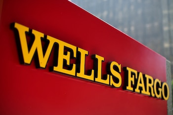 Despidos en Wells Fargo reflejan