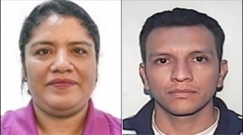 Composición dividida por una línea negra con el retrato frontal de una mujer a la izquierda y el de un hombre a la derecha.