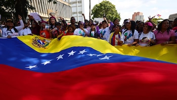La UE ve una oportunidad en el diálogo entre Gobierno venezolano y oposición para una transición democrática