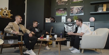 En la plática el argentino