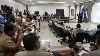 Congreso Nacional y cúpula militar analizan reforma a la Ley Constitutiva de las Fuerzas Armadas de Honduras
