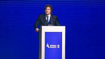 Clima de Negocios: el círculo rojo sigue bancando el rumbo, pero aumentaron las dudas sobre si la receta libertaria funcionará