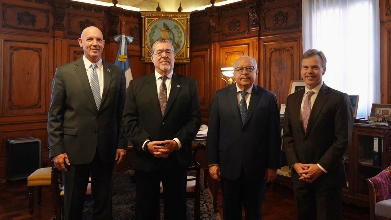 La reunión abordó la actualización de la representación norteamericana y permitió revisar prioridades como la prevención de la migración irregular, el fortalecimiento de la relación comercial y los esfuerzos conjuntos contra el crimen organizado (Foto cortesía Embajada de los Estados Unidos)