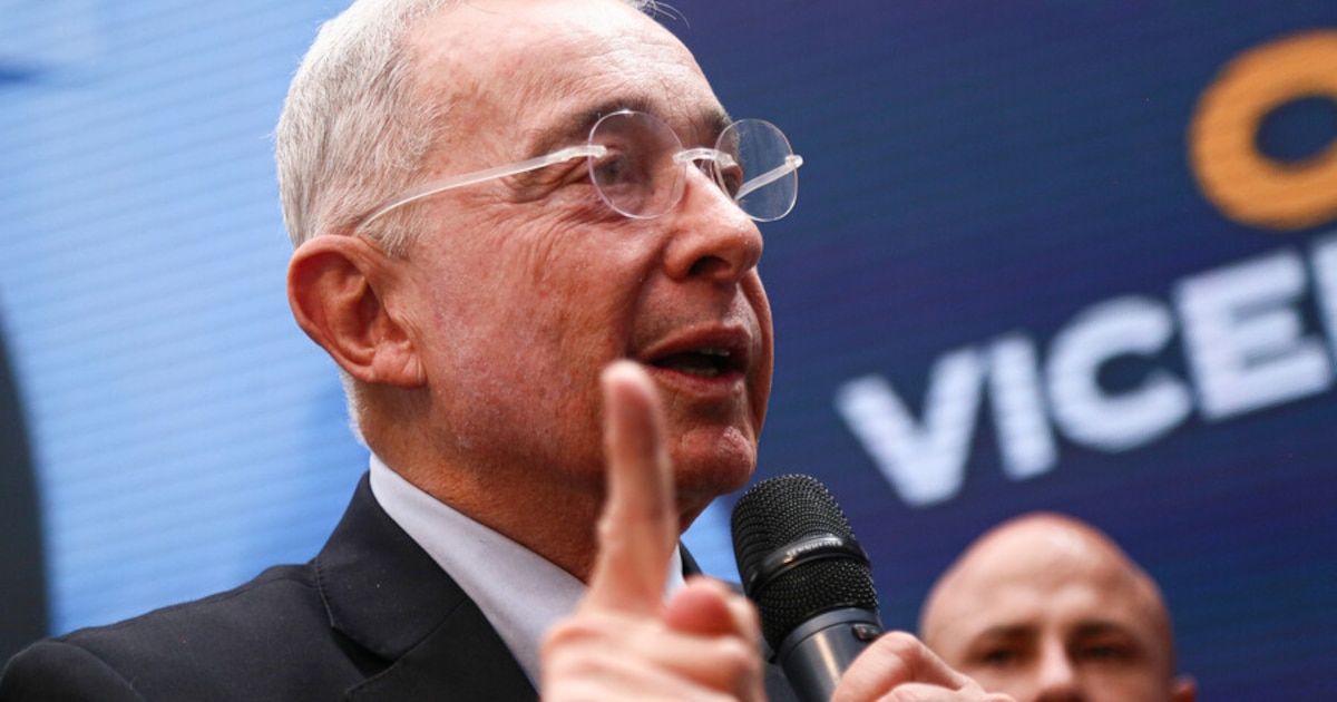 Fiscalía envió a la Corte Suprema el proceso contra Álvaro Uribe por presunta implicación en masacre El Aro: la defensa busca desvirtuar señalamientos - Infobae
