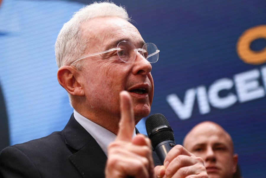 Álvaro Uribe Vélez, expresidente de Colombia, rechazó el recrudecimiento de la violencia en Colombia, por ola de ataques contínuos en Cauca y Valle del Cauca - crédito Colprensa