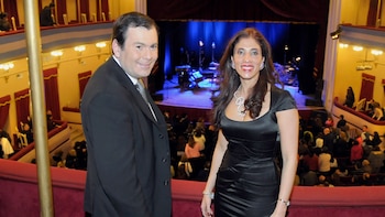 Gerardo Zamora y su esposa,