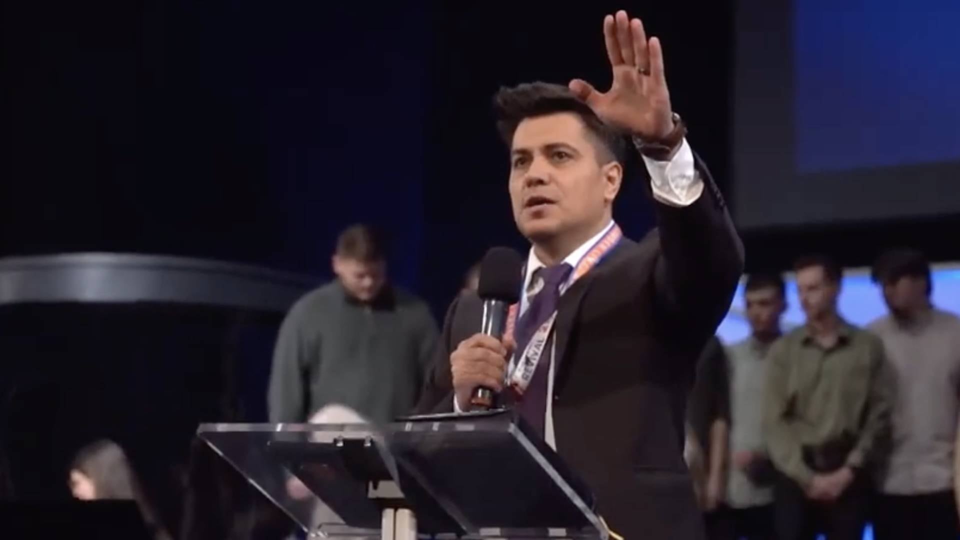 Popescu alquiló oficinas en Bellevue y difundió comunicados con una valuación ficticia de mil cuatrocientos millones de dólares. (Passion for Christ Church)