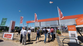 Galicia acompaña a los clientes