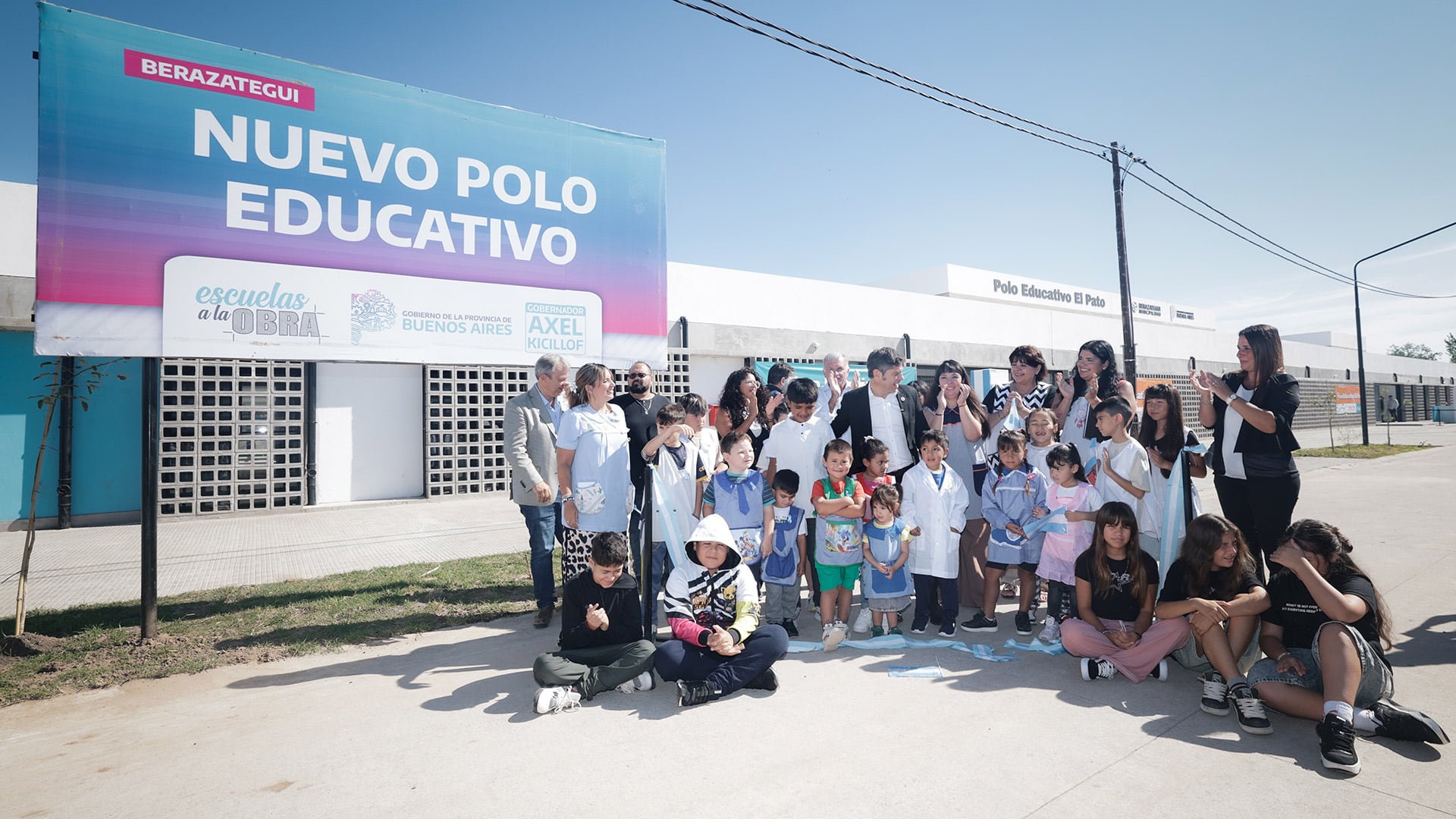 Axel Kicillof inauguró una escuela en Berazategui