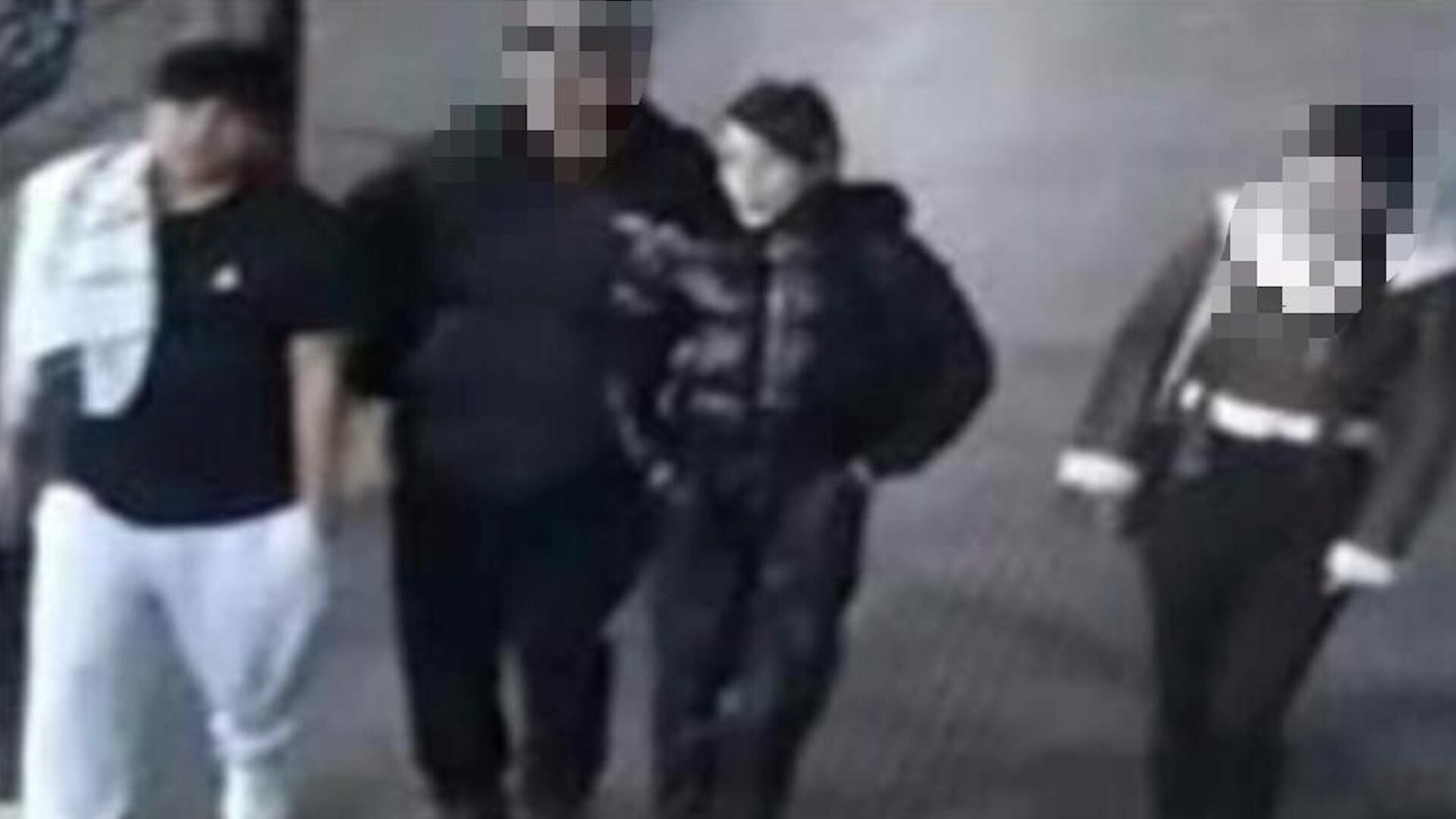 La foto que da cuenta del vínculo sentimental que mantenían Pequeño J y Lara Gutiérrez, una de las tres chicas brutalmente asesinadas en Florencio Varela.