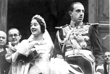El 4 de marzo de 1935, Jaime de Borbón contrajo matrimonio con Manuela Dampierre en la iglesia de San Ignacio, en Roma. Crédito: Album / Archivo ABC.