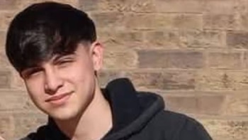 “Se desplomó en los brazos de mi hijo”: el duro testimonio de la vecina que asistió a Agustín Rivero antes de morir