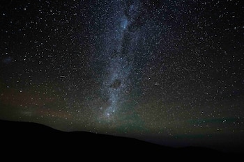 El desierto de Atacama es uno de los mejores lugares del mundo para la observación astronómica, pero enfrenta amenazas por contaminación lumínica (AP Foto/Esteban Félix)