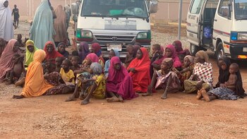 Mujeres y niños secuestrados en