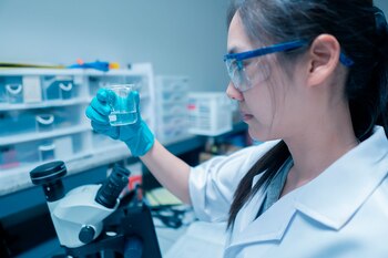 Debido a su complejidad los