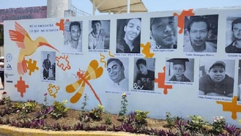 Este mural era una de las formas en las que familias accedía a la difusión de su caso en el estado.