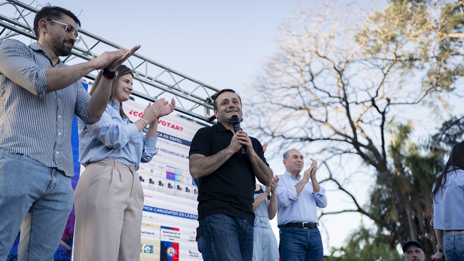 El exgobernador Oscar Herrera Ahuad, la propuesta para estas elecciones del FRC