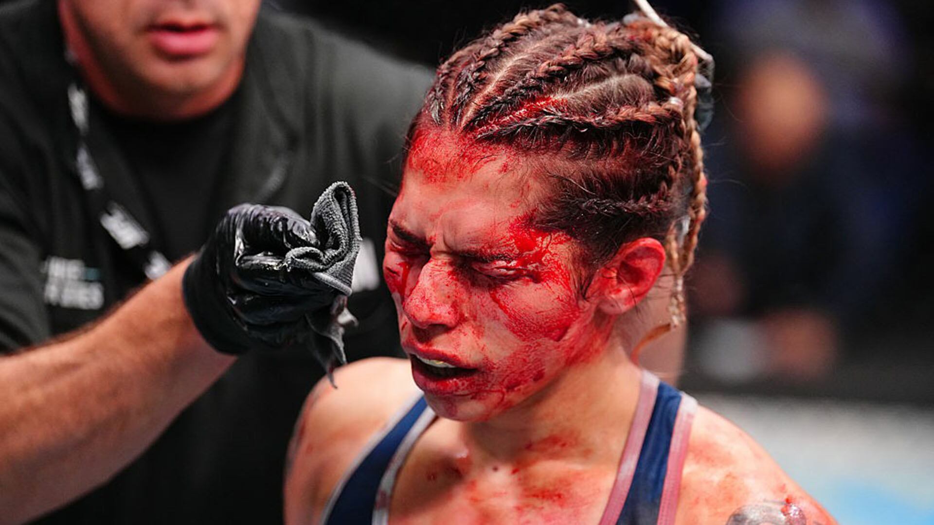 Sofía Montenegro perdió la pelea por decisión (@ufcespanol)