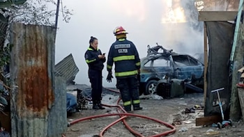 Trágico incendio en La Plata: una mujer murió e internaron a sus cuatro hijos