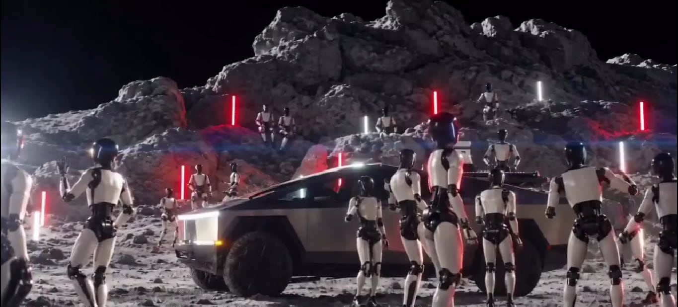 Un video conceptual muestra a robots humanoides Optimus en el despliegue de infraestructura sobre la superficie lunar.(Tesplus)