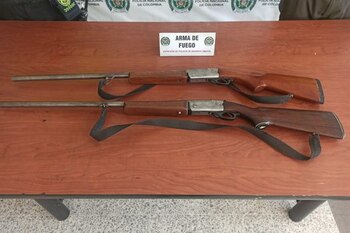 Escopetas encontradas al interior del