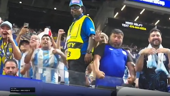 Gesto racista de un hincha argentino contra IShowSpeed en Atlanta: la FIFA reitera su política de tolerancia cero tras el antecedente de Miami